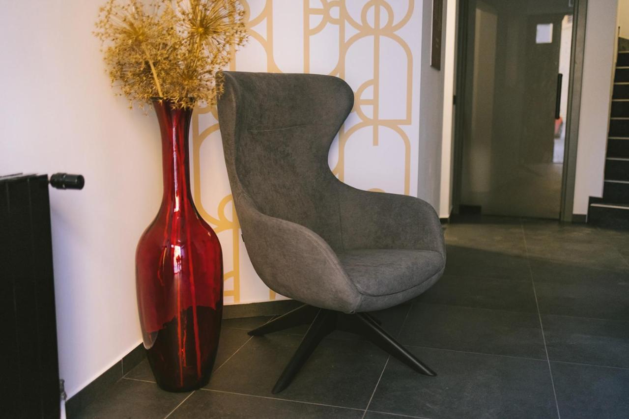 Savoy Residence Osijek Extérieur photo