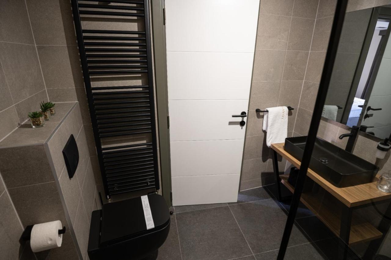 Savoy Residence Osijek Extérieur photo