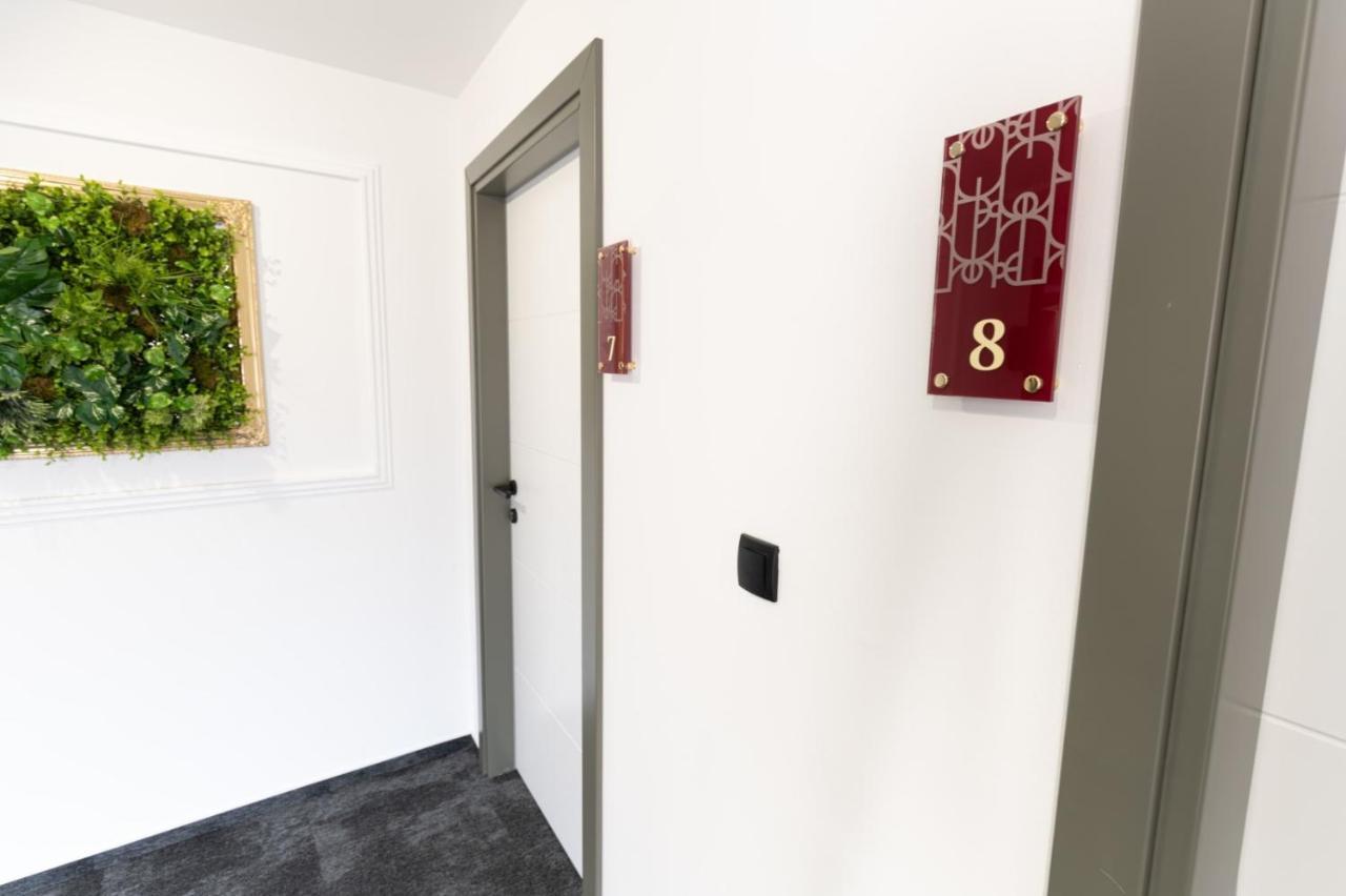 Savoy Residence Osijek Extérieur photo
