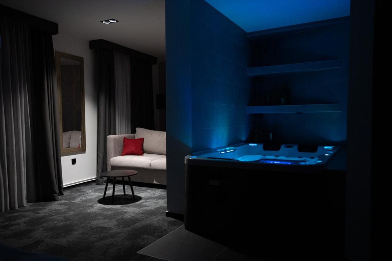 Savoy Residence Osijek Extérieur photo