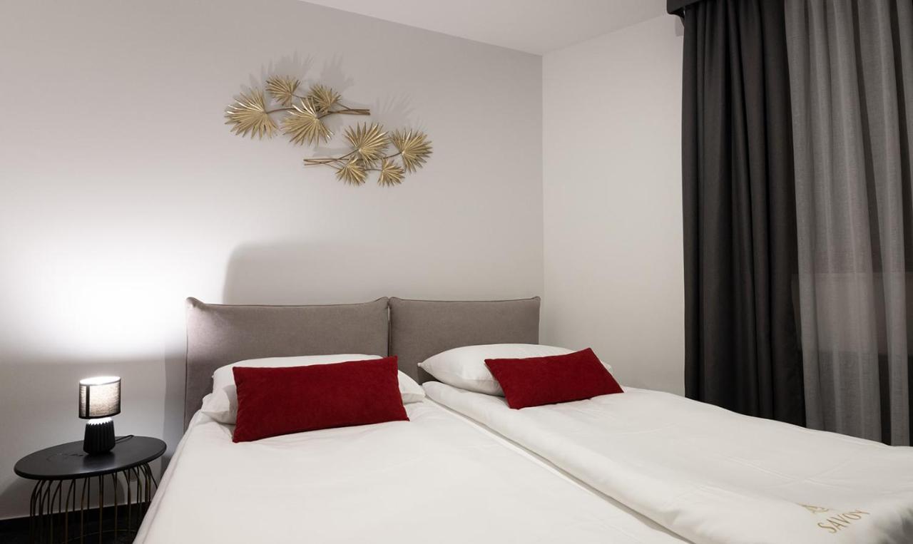 Savoy Residence Osijek Extérieur photo